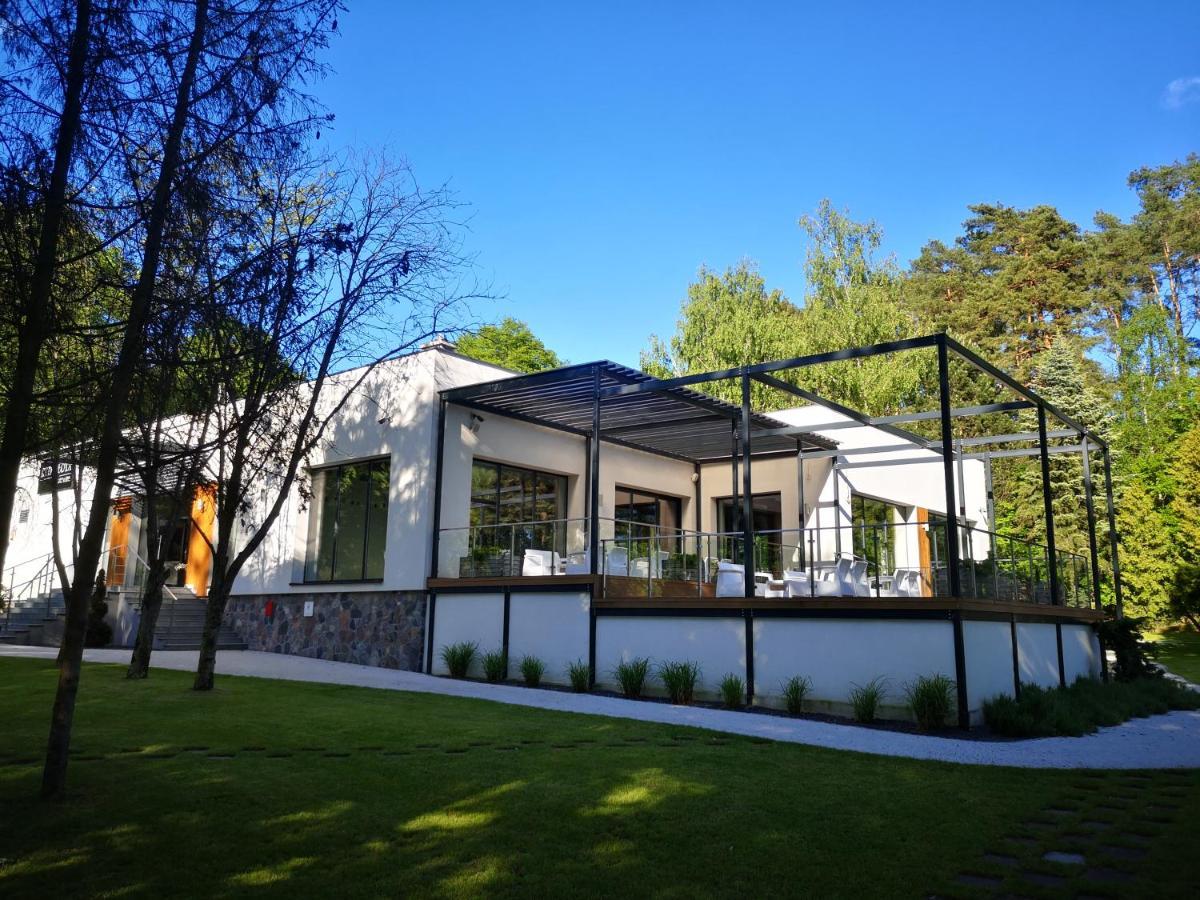 Ryteblota Resort & Spa Zbiczno Екстериор снимка