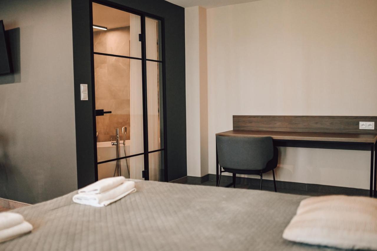 Ryteblota Resort & Spa Zbiczno Екстериор снимка
