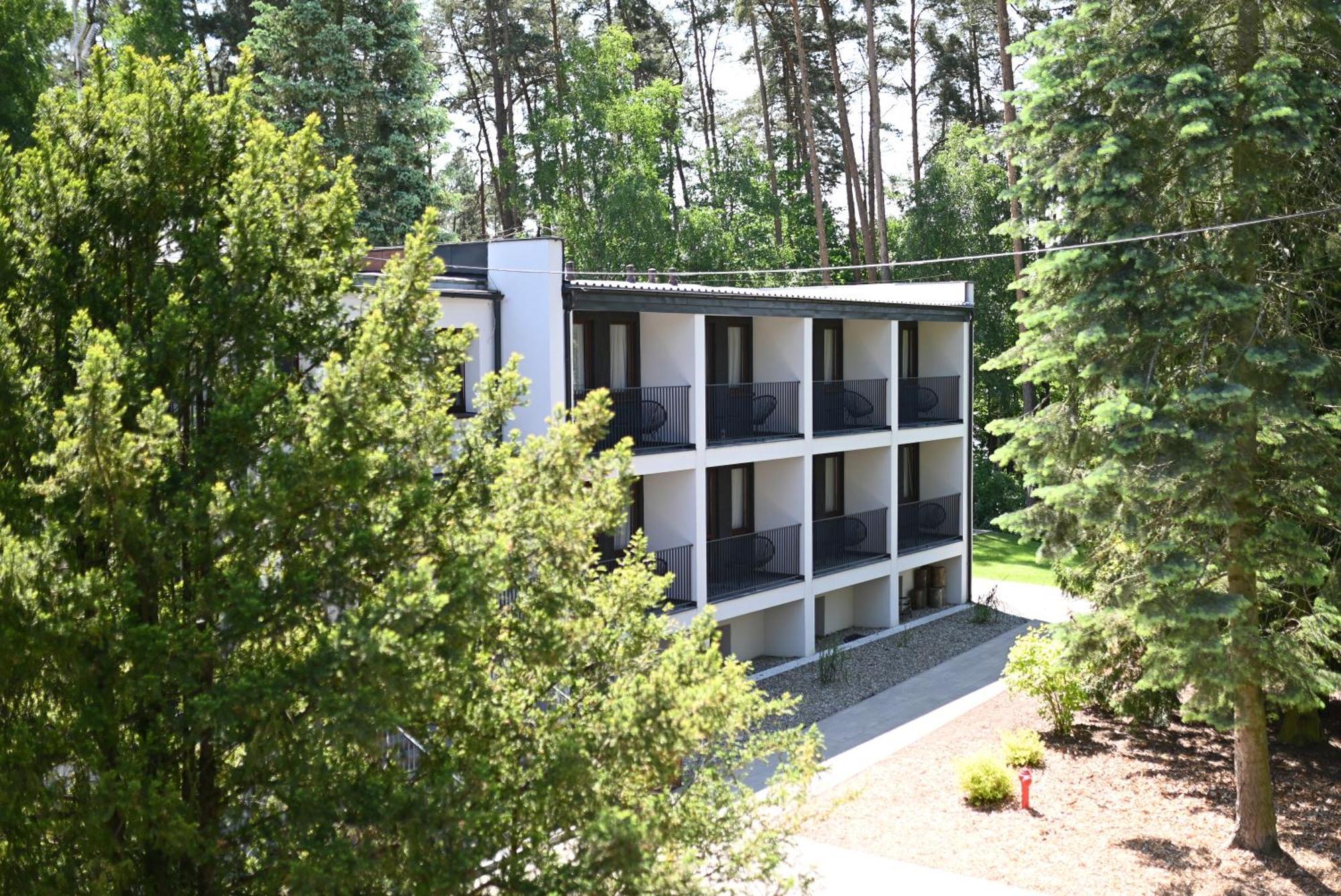 Ryteblota Resort & Spa Zbiczno Екстериор снимка